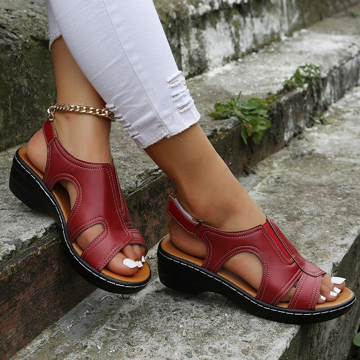 Dearra | Orthopedic leather sandals