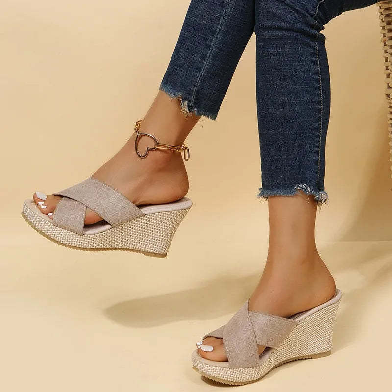 Daniella | Chic wedge sandals