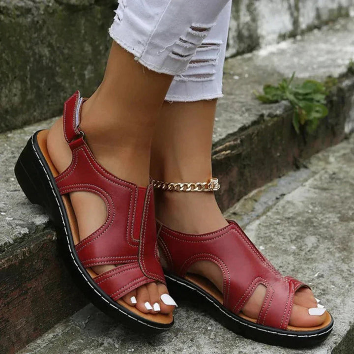 Dearra | Orthopedic leather sandals